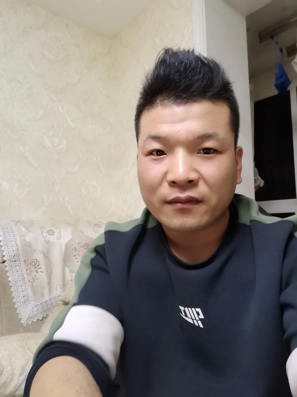 小猪猪的第一张照片--宁夏蓝颜知己交友网