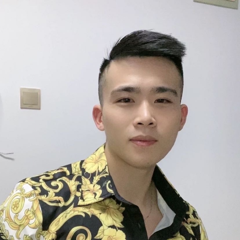 迷彩冲锋衣的第一张照片--宁夏蓝颜知己交友网